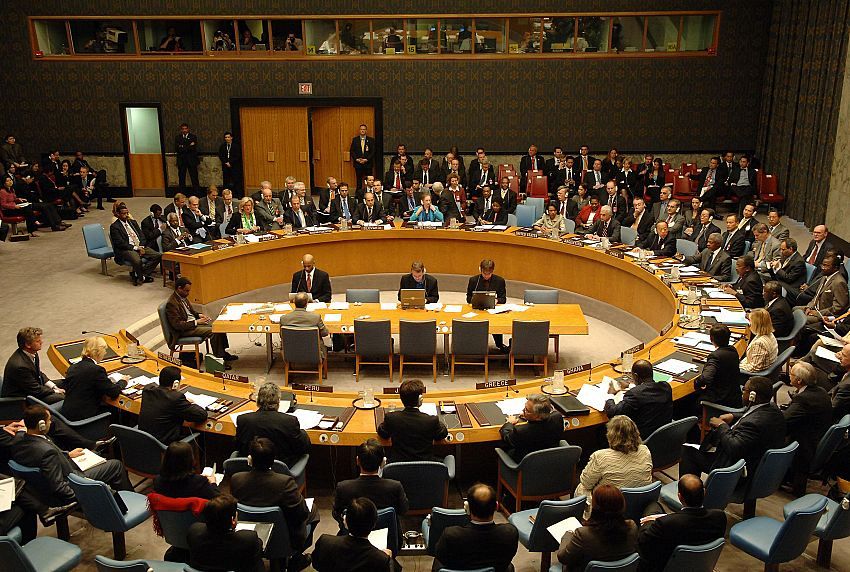أعضاء مجلس الأمن يشددون على ضرورة التطبيق الكامل للقرار رقم 2216 ويجددون دعمهم للحكومة اليمنية