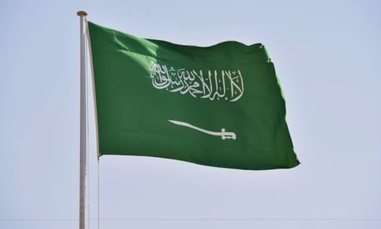 إعفاءات وتحقيقات وإغلاق منافذ.. بيان المملكة يعيد ضبط إيقاع الأمن العراقي
