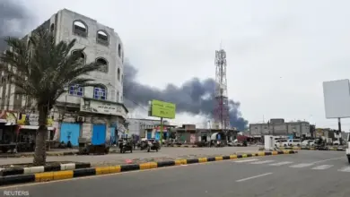 إيران تعترف بقيادة الحرس الثوري لعمليات الحوثيين نحو باب المندب