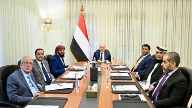 اجتماع مشترك لمجلس القيادة الرئاسي مع الحكومة.. تقارير ميدانية وتوجيهات رئاسية