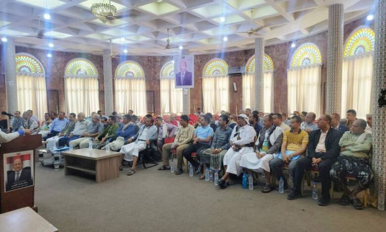 اجتماع موسع في مقبنة لمناقشة دعم وإسناد القوات المسلحة