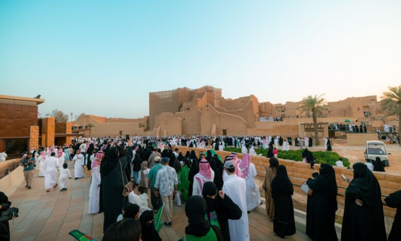 احتفاءً باليوم الوطني.. مسيرة عسكرية فرسانية بالدرعية تستحضر قيم التلاحم والانتماء