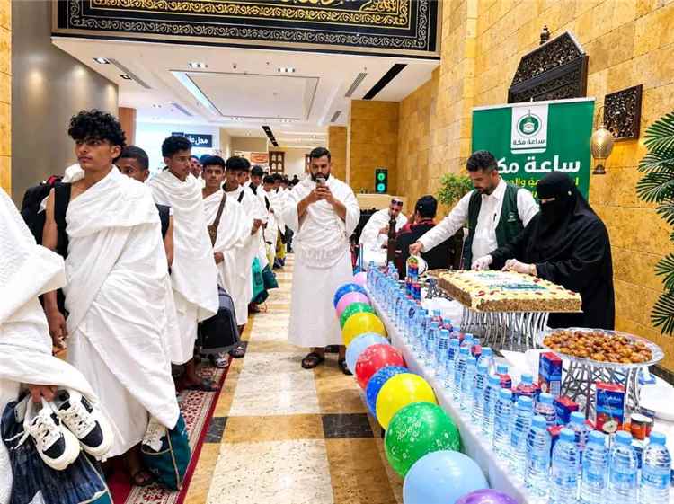 استقبال مهيب لبعثة أكاديمية الحافرة الرياضية لدى وصولها مقر إقامتها في مكة المكرمة