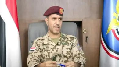 اطلقت المليشيات 130 صاروخ بالستي و145 طائرة انتحارية و15 زورق مفخخ .. متحدث المقاومة الوطنية يكشف تفاصيل جديدة عن سير معارك الساحل الغربي ومحاولات استهداف طارق صالح