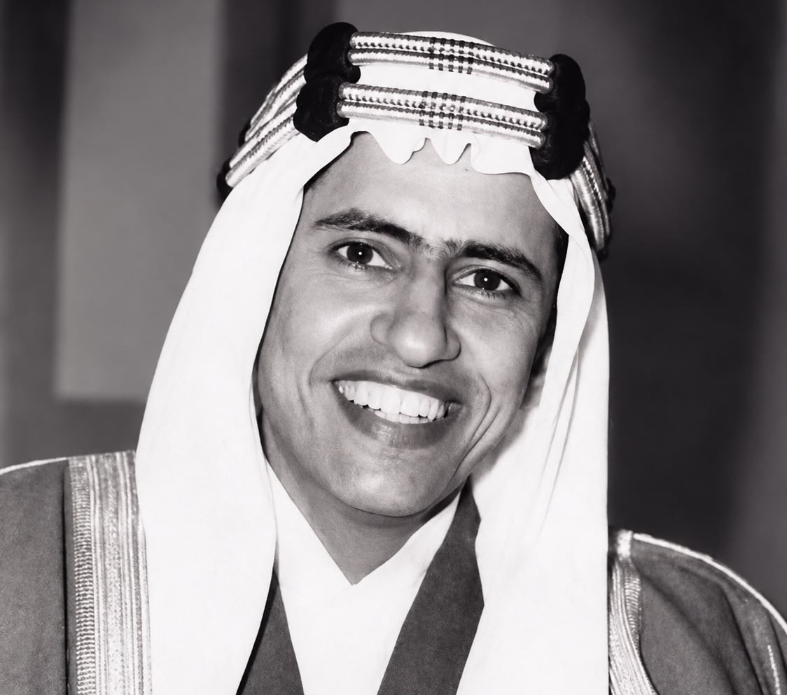 الأمير مساعد بن عبدالرحمن.. رجل الدولة الذي عشق العلم وأسّس أول مكتبة عامة بالرياض