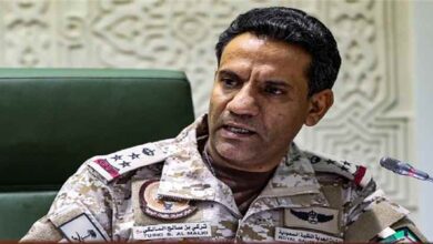 التحالف: إصابة 13 مدنيا وتضرر منازل ومركبات في هجمات حوثية استهدفت مدناً سعودية