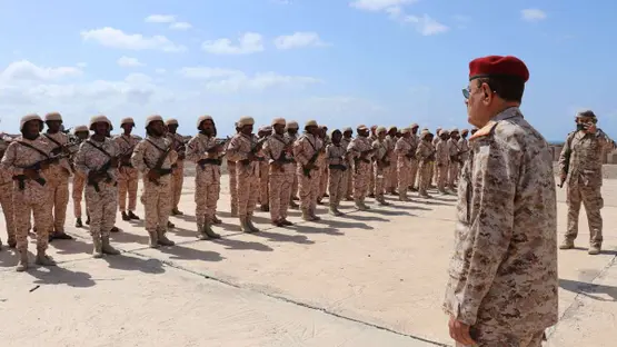 الجيش اليمني يعلن السيطرة على جبل قرفان في تعز بعد معارك عنيفة ضد ميليشيا الحوثي