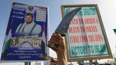 الحوثيون يرفعون شعار الموت لأمريكا.. وترامب يكشف الحقيقة