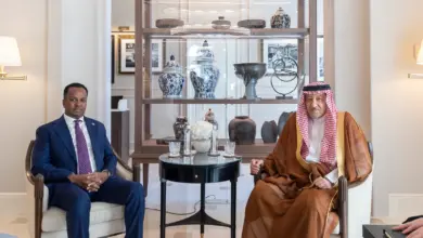 "الخريجي" يبحث مع وزير خارجية الصومال تعزيز العلاقات الثنائية في بلغراد