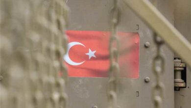 الدفاع التركية: التهديد الحوثي في البحر الأحمر وباب المندب يؤثر على الأمن الإقليمي والتجارة البحرية