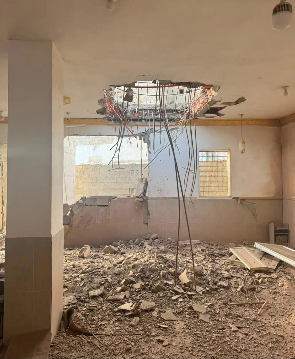 الدفاع المدني: سقوط مقذوف بمنطقة جازان يسفر عن إصابتين وأضرار مادية