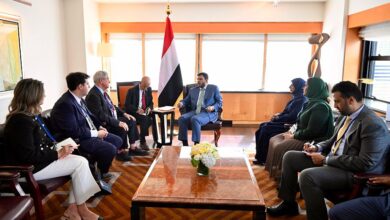 الدكتور عبدالله العليمي يبحث تطورات اليمن والتهديدات الحوثية مع عضو لجنة الشؤون الخارجية بمجلس النواب الأمريكي