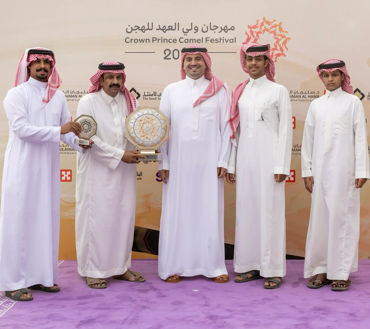 «الزعيم» تخطف لقب القعدان في مهرجان ولي العهد للهجن بالطائف