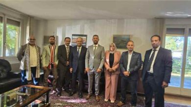 السفير مجور يبحث برنامج الجالية واحتفالاتها بثورتي سبتمبر وأكتوبر في سويسرا