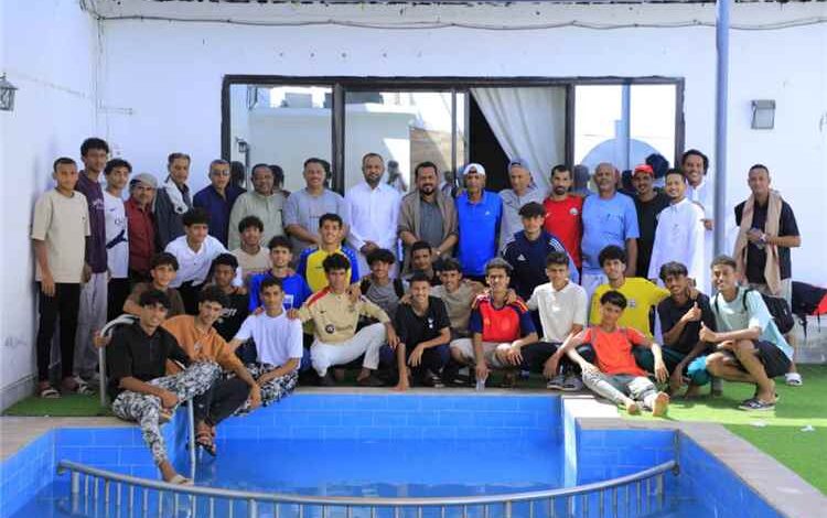 السلطة المحلية بحضرموت تحتفي ببعثة منتخب الناشئين وتؤكد: حضرموت حاضنة للشباب وواجهة مشرفة للرياضة الوطنية