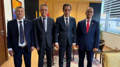 السوائي يبحث مع مساعد وزير الخارجية المصري اوضاع الجالية اليمنية