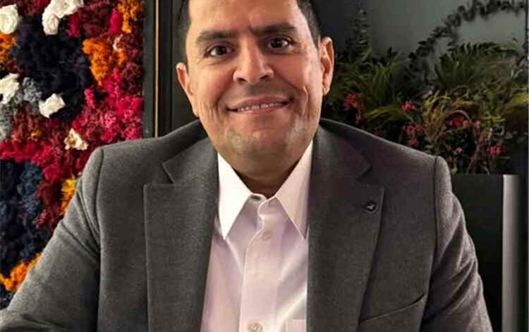 الشلفي يكشف تشكيل لجنة للتحقيق في انسحابات المخا وحيس والخوخة وإعادة تنظيم القيادة بالساحل