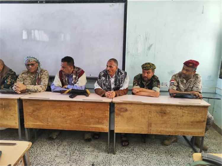 الصبري وجامل يطلعان على الأوضاع في صبر الموادم ويؤكدان أهمية الحشد لمساندة الجيش الوطني