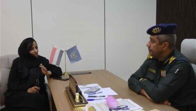العميد الجابري يبحث مع المعهد الأوروبي للسلام تحديات المياه والزراعة بحضرموت