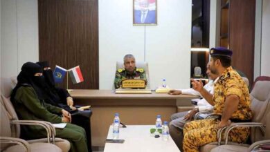 العميد الجابري يبحث مع قيادات قضائية تعزيز التنسيق الأمني والقضائي وتكثيف جهود حماية الأحداث