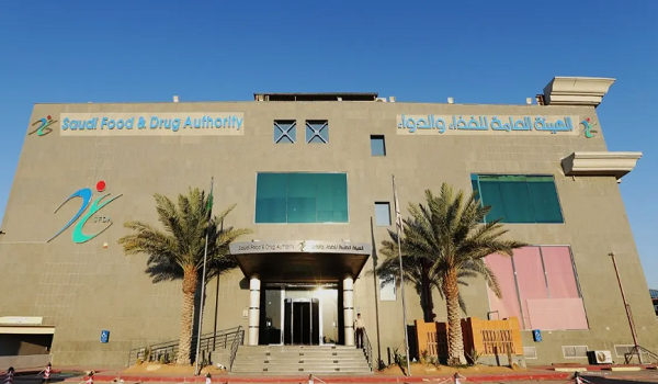 «الغذاء والدواء» تتخذ إجراءات نظامية بحق شركة بسبب إعلان طبي مخالف