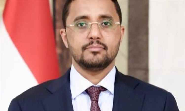 القديمي يحذر أبناء الحديدة من الاقتراب من مواقع الحوثيين ويدعو لتجنب المواجهات