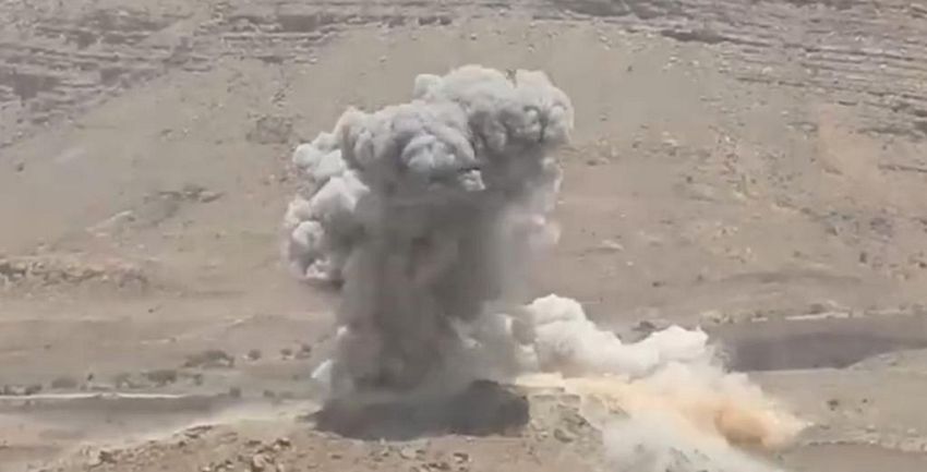 القوات المسلحة تسقط ثلاث مسيّرات حوثية ومواجهات عنيفة غربي تعز