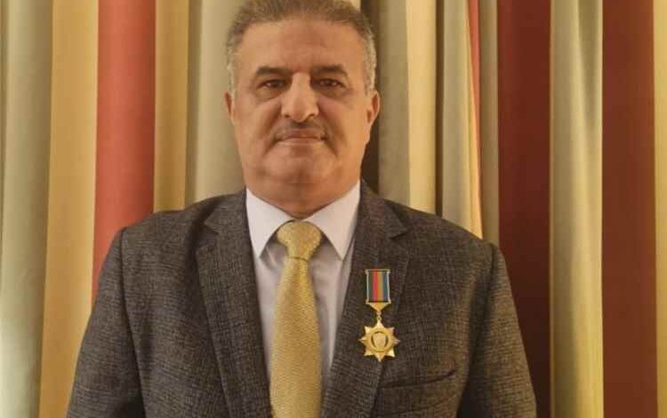 الكاتب نزار الخالد يُكرّم بوسام الدبلوماسية العامة من الغرفة الاجتماعية الدولية