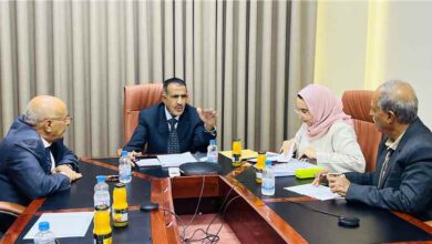 اللجنة العليا للمناقصات والمزايدات تناقش آليات الإعلان عن شغل عدد من المناصب القيادية.