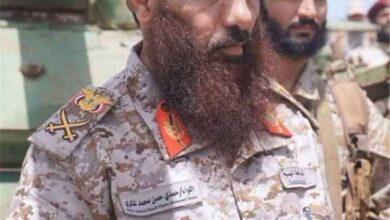 اللواء حمدي شكري يتولى الإشراف المباشر على نطاق محور حيس-الجراحي والاستعداد للمواجهة العسكرية