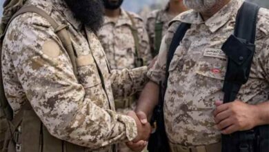 اللواء حمدي شكري يزور جبهة الأغبَرة بالصبيحة ويؤكد الاهتمام بالأبطال المرابطين في خطوط المواجهة