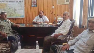 المدير العام العجيلي يلتقي المعلم سعيد عمر باحفي أحد الساعين في أعمال الخير