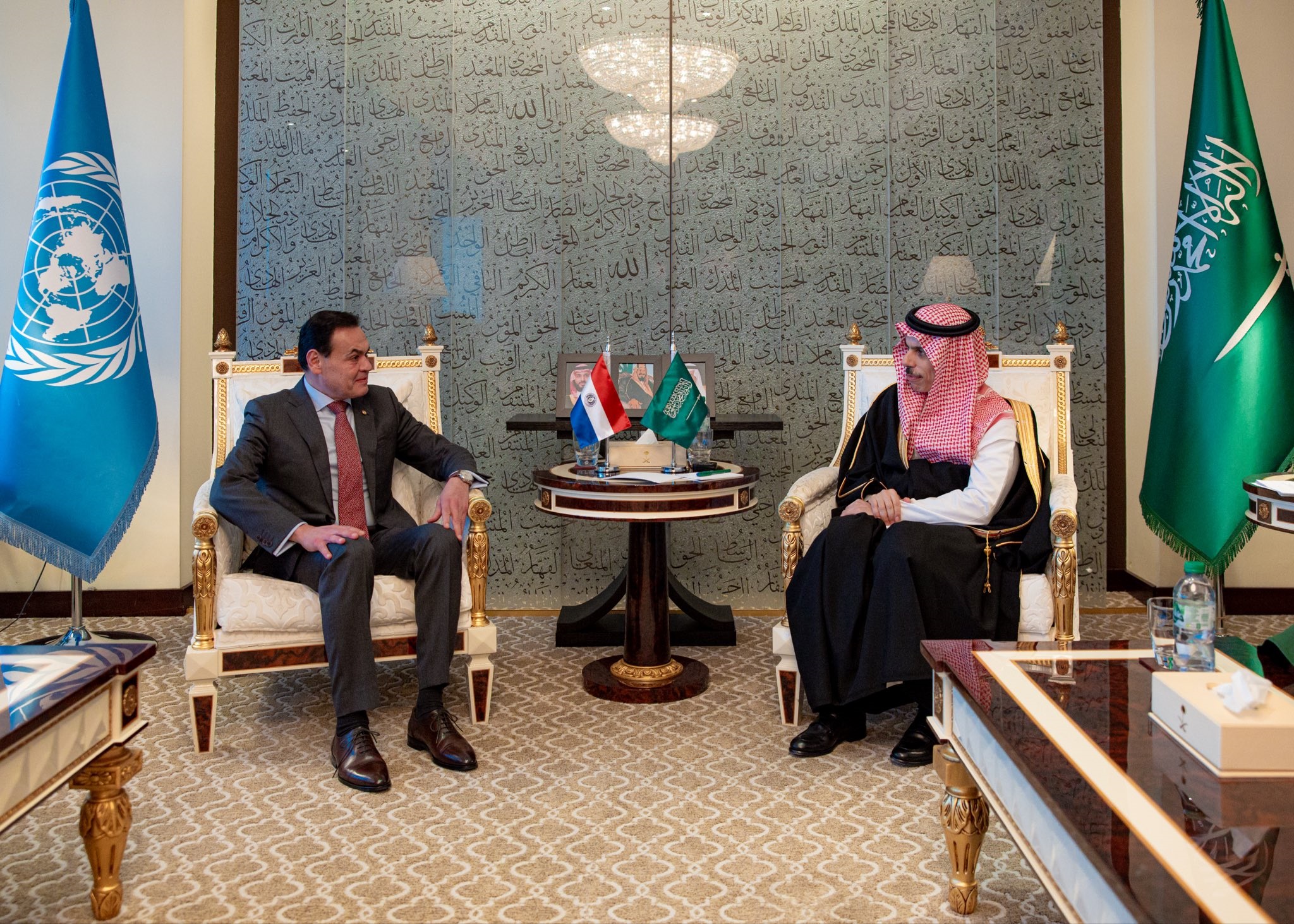المملكة وباراغواي توقّعان اتفاقية لإعفاء حاملي جوازات السفر الدبلوماسية والخاصة من التأشيرات