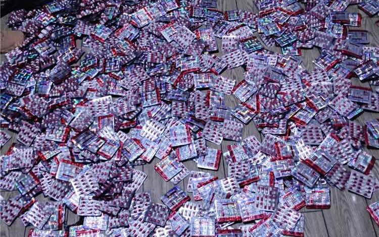 الوديعة :إحباط تهريب 15 ألف حبة «بريجابالين» أثناء محاولة تهريبها إلى السعودية