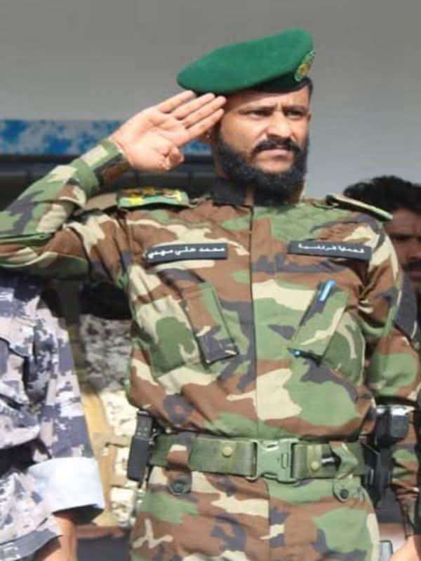 الوزير اليافعي ينعى العميد "سقراط" ويشيد بمآثره الوطنية والعسكريةالوزير اليافعي ينعى العميد "سقراط" ويشيد بمآثره الوطنية والعسكرية