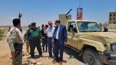 الوكيل الدغاري يدين بشدة العمل الإرهابي الذي استهدف قوات درع الوطن في عتق.