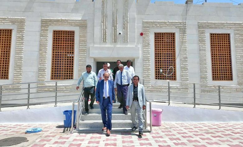 الوكيل الدغاري يشيد بمستوى إنجاز مشروع مركز علاج سوء التغذية بمدينة عتق