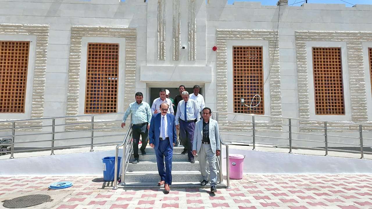 الوكيل الدغاري يشيد بمستوى إنجاز مشروع مركز علاج سوء التغذية بمدينة عتق