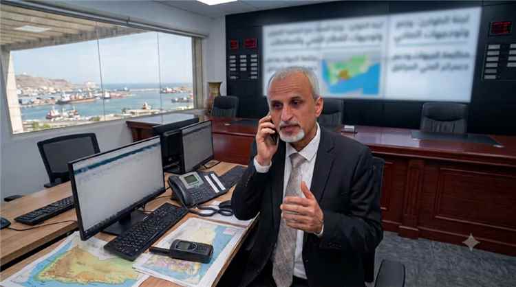 الوكيل الشبحي يوجه برفع جاهزية القطاع الصحي لمواجهة الطوارئ ويشدد على دعم المرافق والجبهات