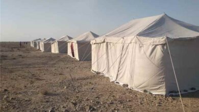 تدشين نصب الخيام الإيوائية للنازحين غرب عدن