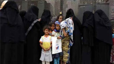 تصعيد الحوثيين يضاعف أعباء النساء في اليمن