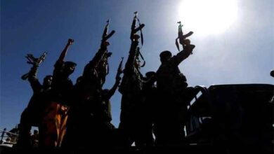 تفجير غامض يهز مقرًا أمنيًا للحوثيين في صنعاء ويطيح بقيادي بارز