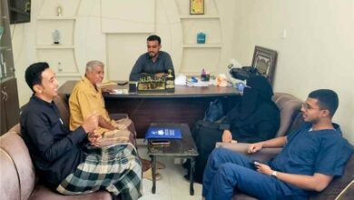 تنسيق مشترك لتطوير التدريب الميداني.. عمادة معهد الشحر للعلوم الصحية تزور إدارة الصحة بالمديرية