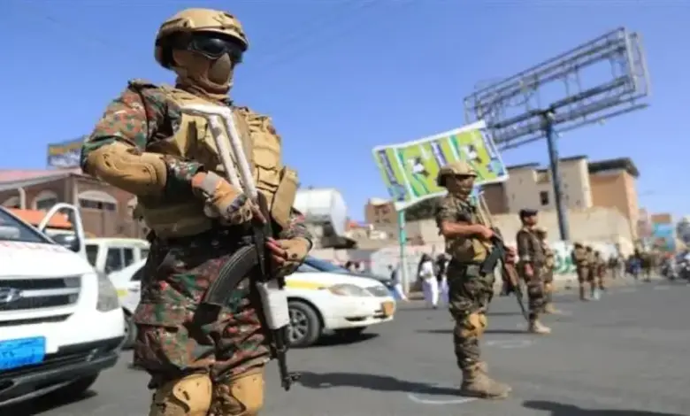 حدث في صنعاء.. انفجار يستهدف مركزاً أمنياً حوثياً وسقوط قتلى وجرحى