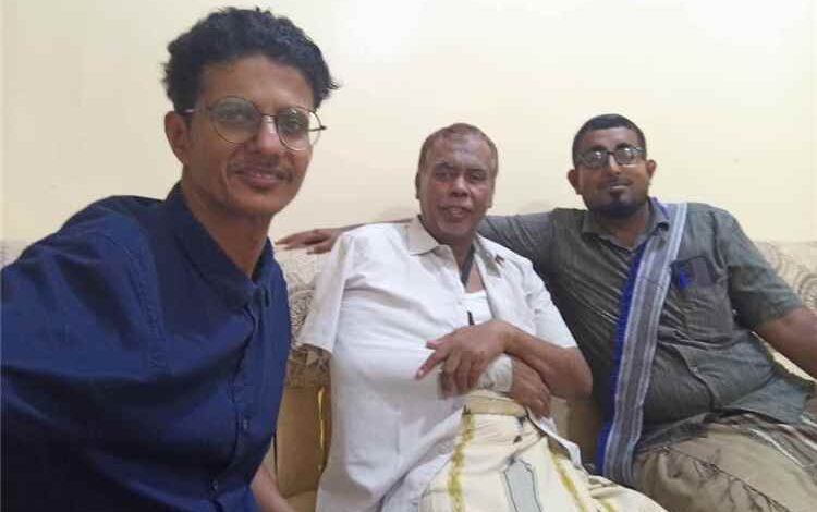 رئيس اتحاد الإعلام الرياضي بساحل حضرموت يطمئن على صحة الأستاذ الصحفي عمر  عُبّد