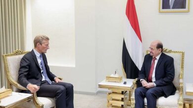 رئيس الوزراء يستقبل في العاصمة عدن المدير التنفيذي بالإنابة لبرنامج الأغذية العالمي