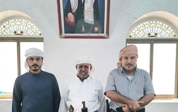 رئيس تنفيذية مؤتمر حضرموت الجامع بالضليعة يبحث مع مدير أمن المديرية سبل تعزيز الاستقرار