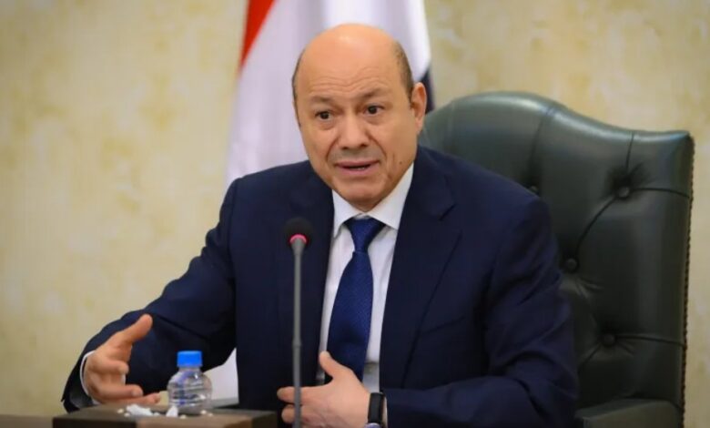 رئيس مجلس القيادة اليمني: باب المندب خط أحمر.. ومليشيات إيران لن تحقق أهدافها