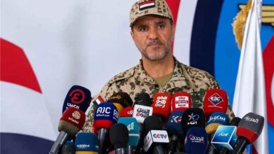 صادق دويد: طارق صالح جزء من مجلس القيادة وقواتنا جزء من الجيش.. ووحدة الصف هي طريق هزيمة الحوثي