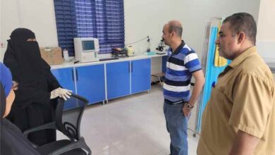 صحة البريقة" تطلع على مستوى الخدمات الصحية بمركز بئر أحمد الصحي
